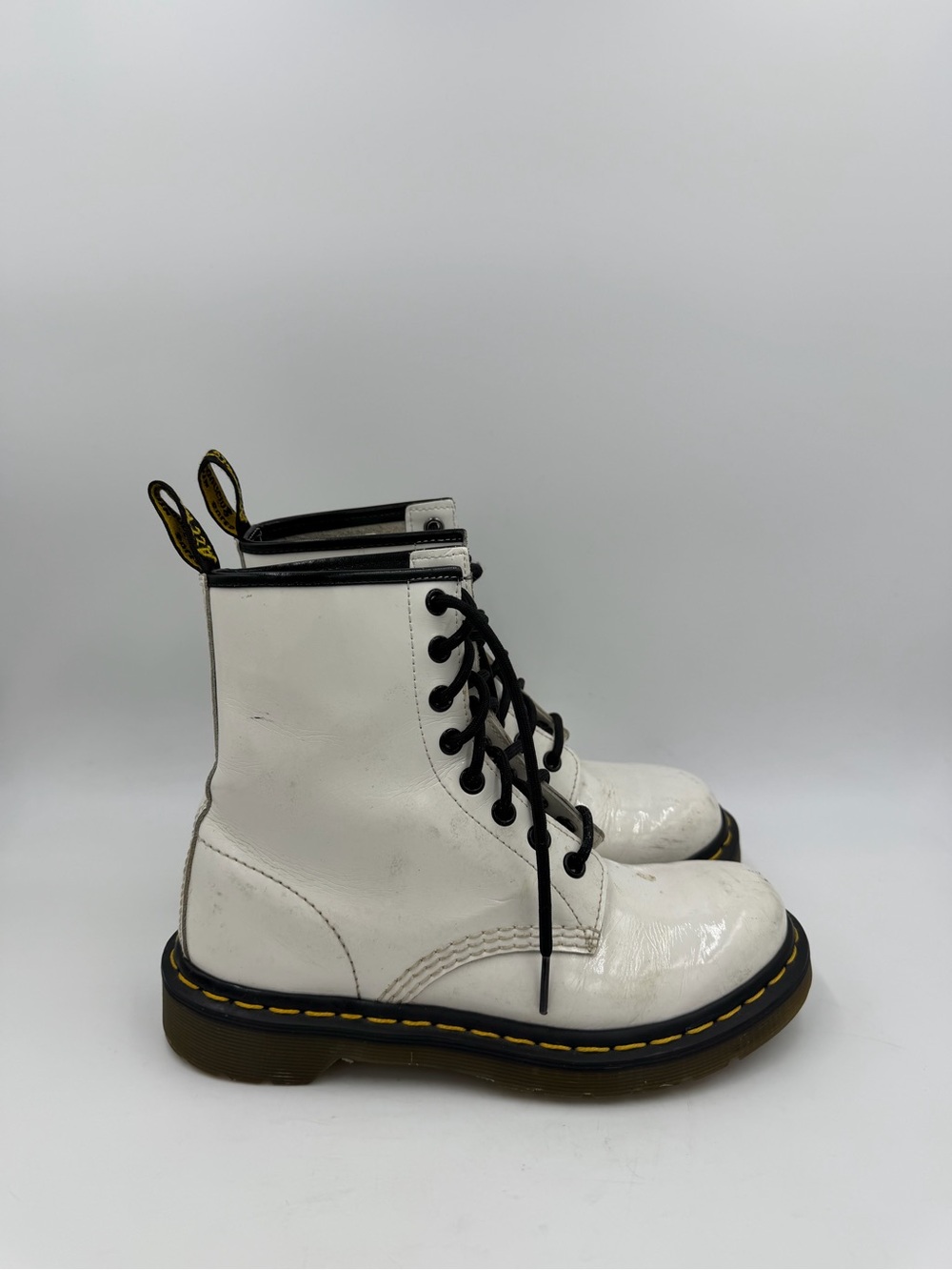 Dr. Martens 1460W White Patent Leather 8 Eye Combat Boots Womenβs US 6 UK 4